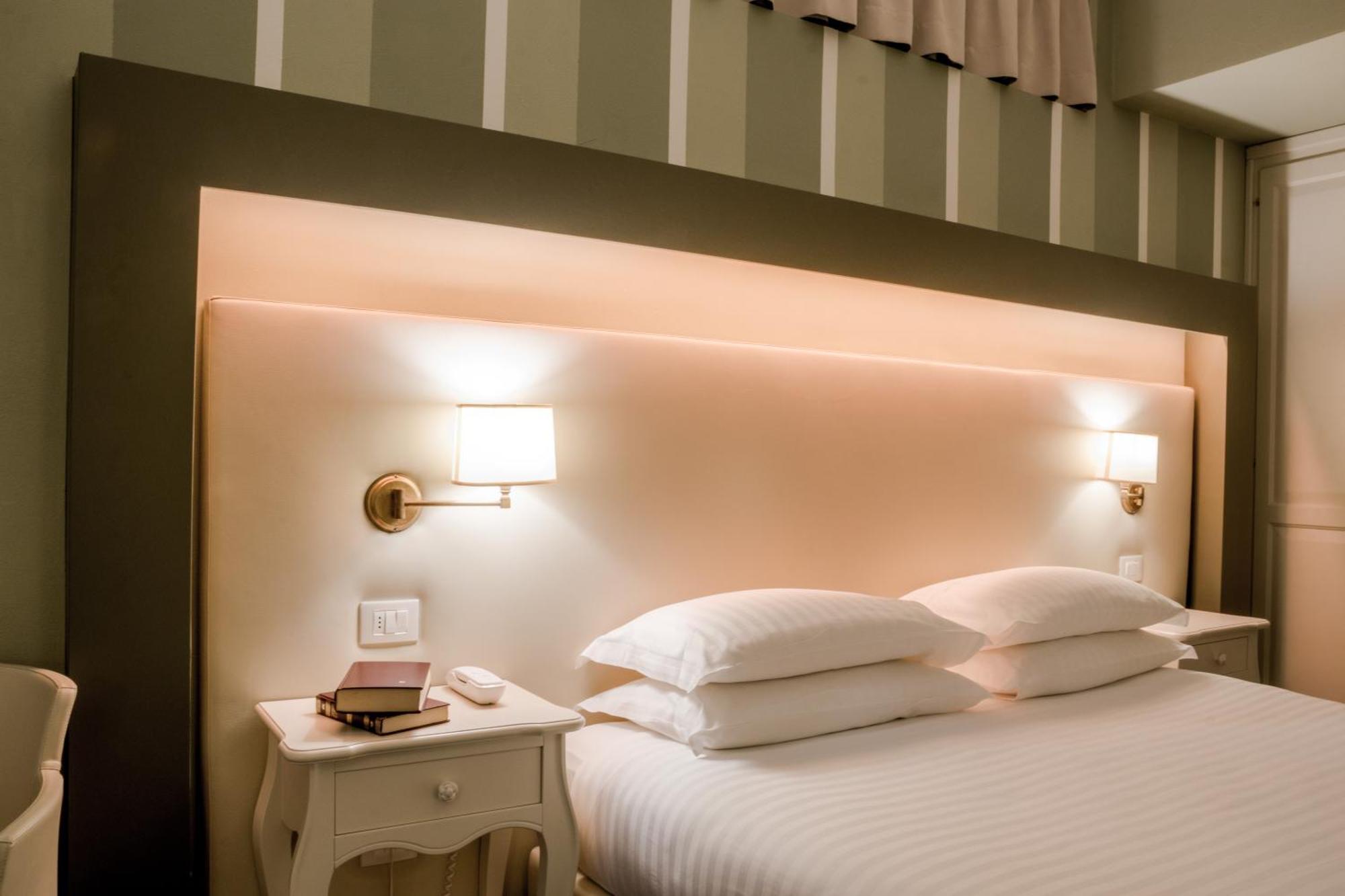 Hotel Le Ali Del Frassino Peschiera del Garda Esterno foto