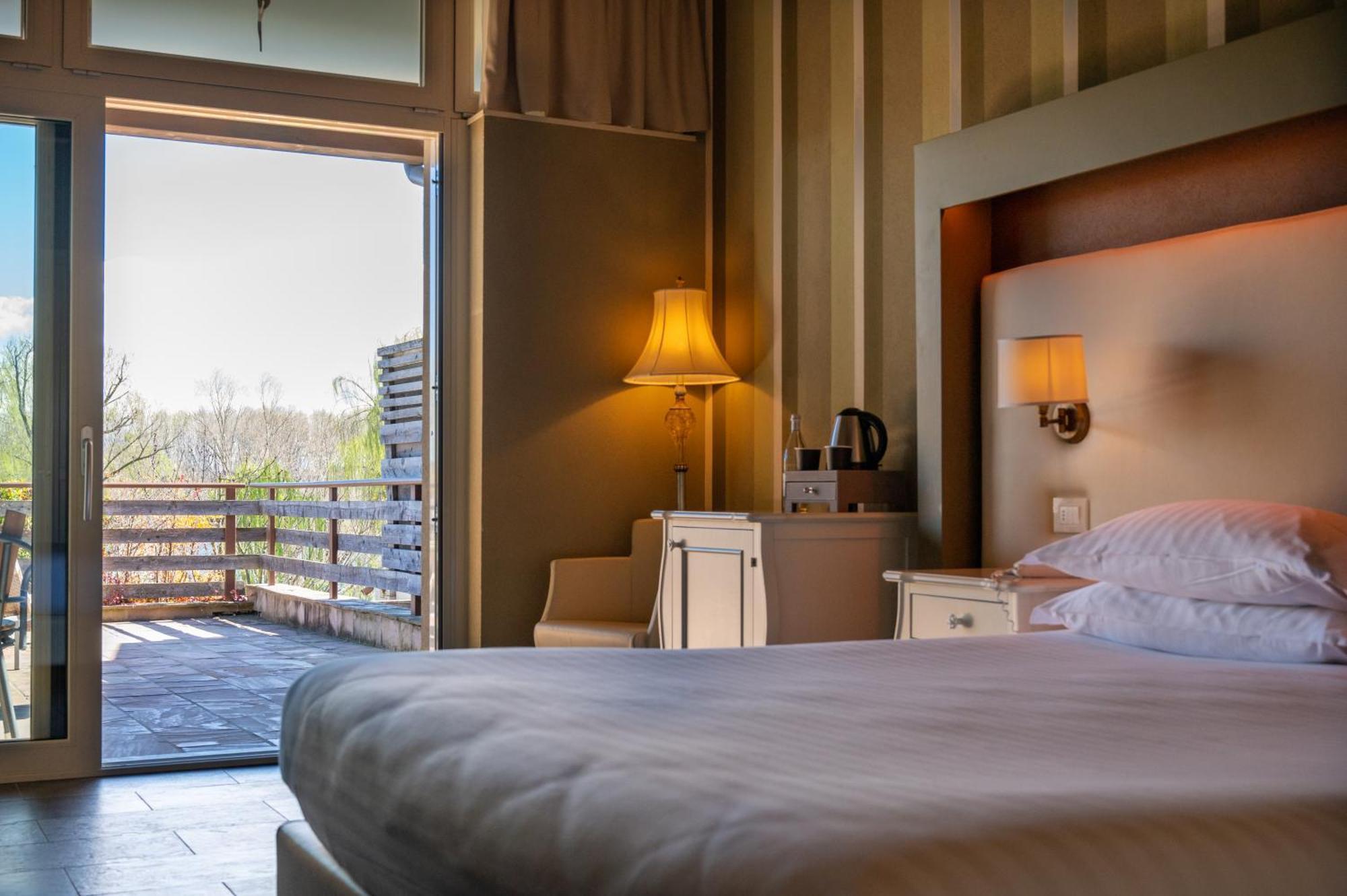 Hotel Le Ali Del Frassino Peschiera del Garda Esterno foto