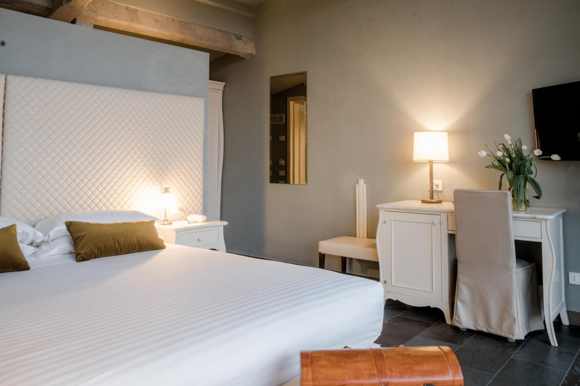 Hotel Le Ali Del Frassino Peschiera del Garda Esterno foto